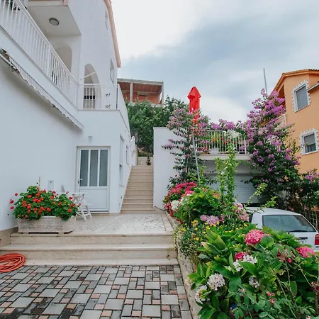 With Parking Spaces Mastrinka, Ciovo - 11283 * Trogir
