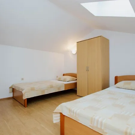 With Parking Spaces Mastrinka, Ciovo - 11283 Appartement *