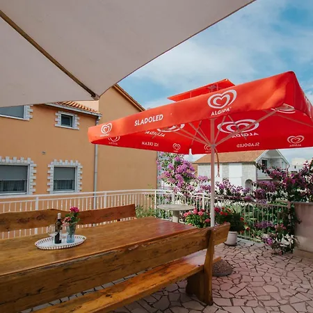 Appartement With Parking Spaces Mastrinka, Ciovo - 11283 Trogir