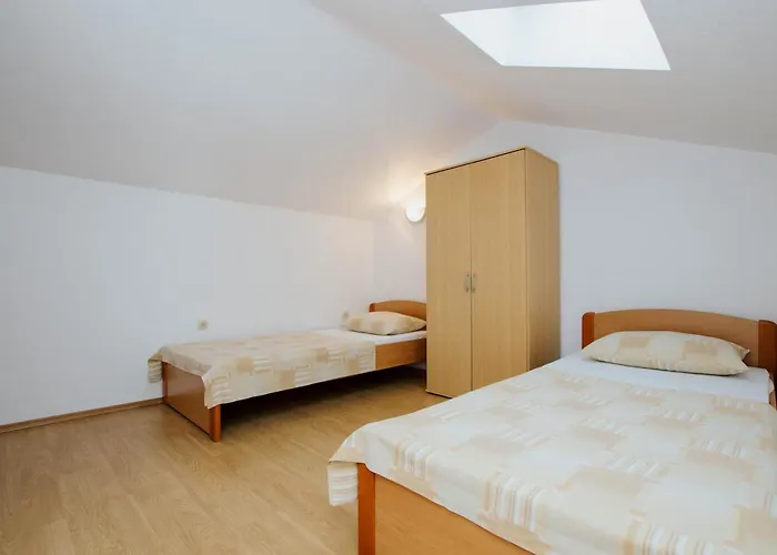 With Parking Spaces Mastrinka, Ciovo - 11283 公寓 *